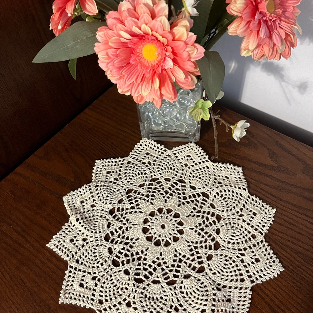 Doilies - Picture 5 of 7